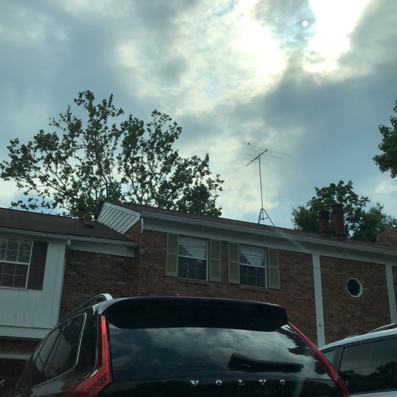 Meet your Posher, Hunter - Picture 1 of 1